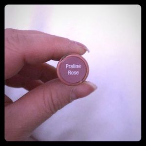 Lipsense Praline Rose sealed